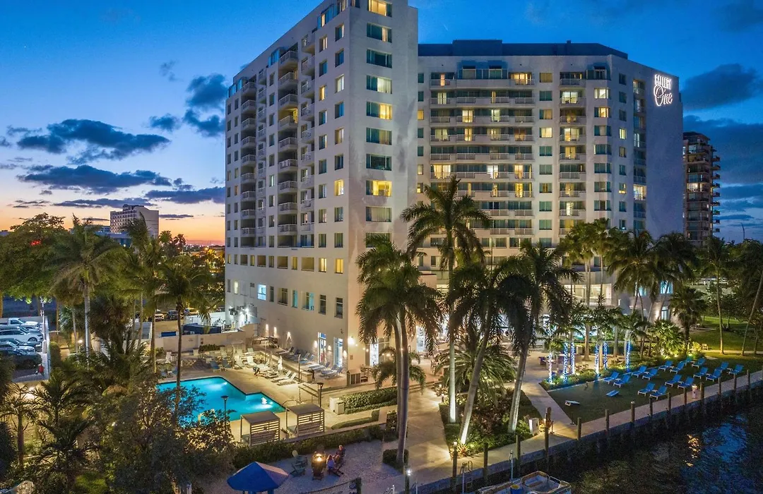 Gallery One - A Doubletree Suites By Hilton Hotel-1