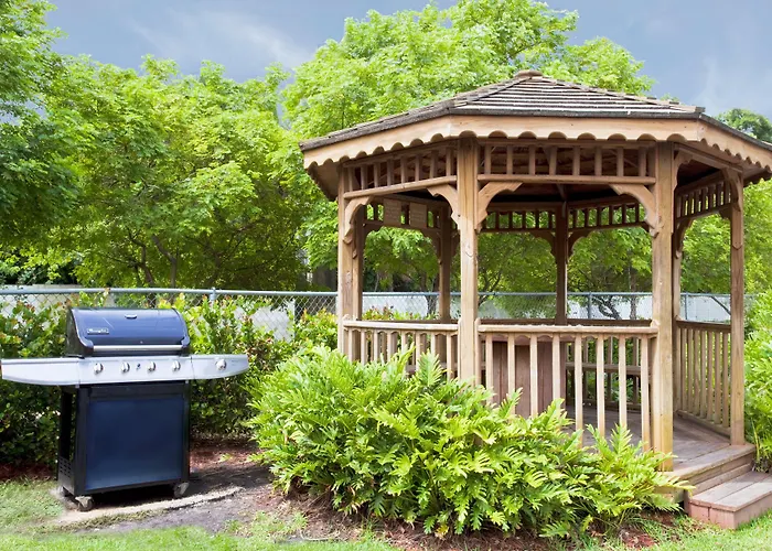 Candlewood Suites Airport-Cruise By Ihg