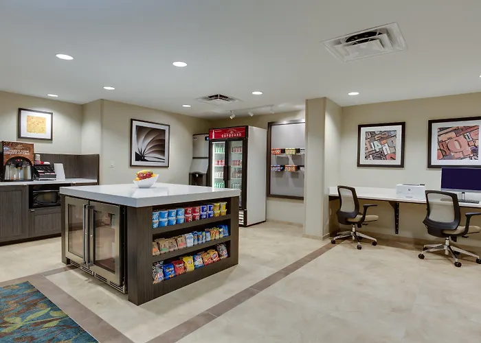 Candlewood Suites Airport-Cruise By Ihg