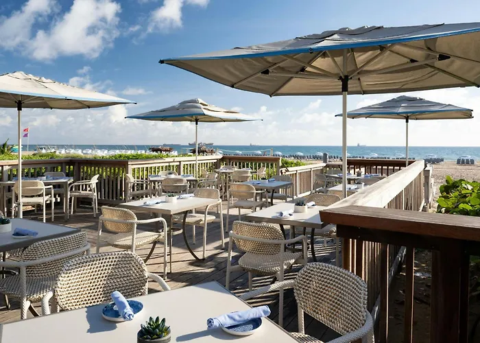 Pet Friendly hotel: Fort Lauderdale Marriott Harbor Beach Resort & Spa